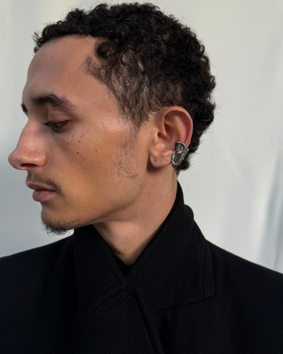 FUNGO SINGLE EAR CUFF