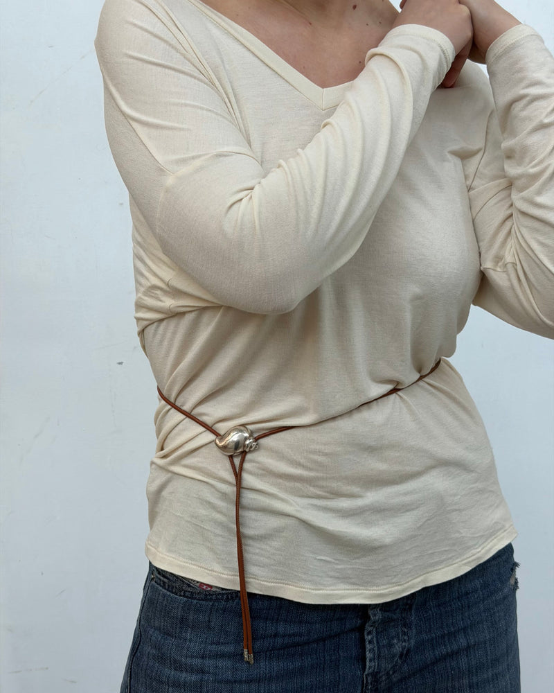 SHELL BOLO TIE