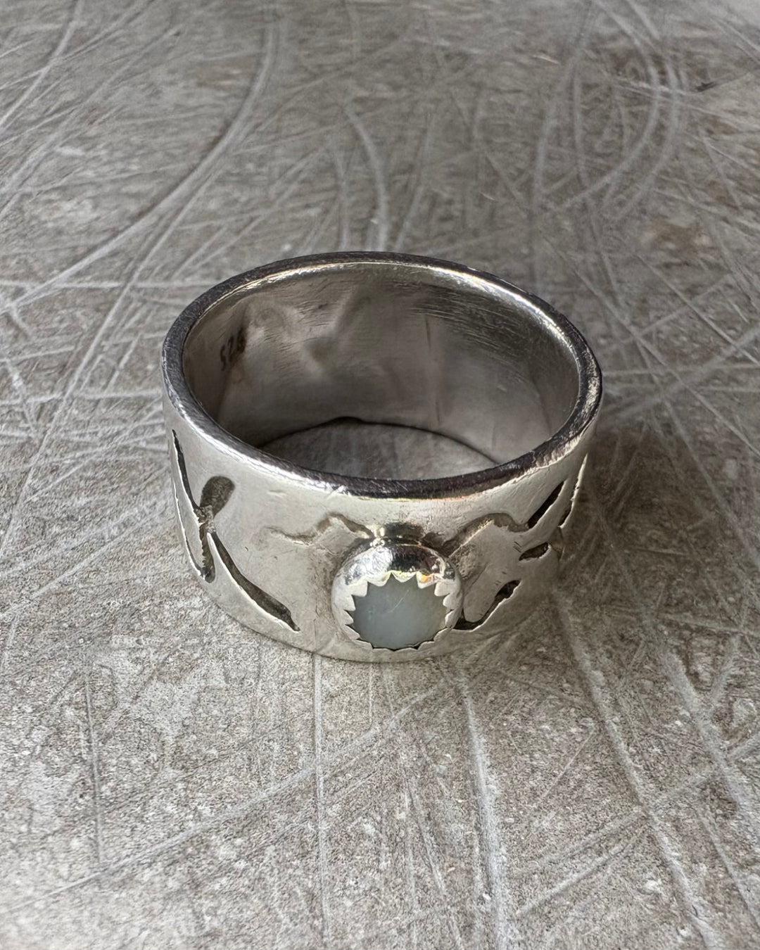 ANGELITE BAND RING