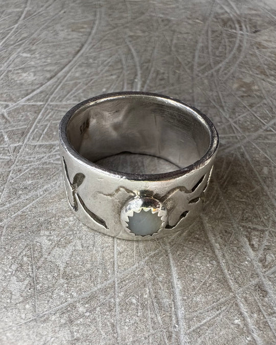 ANGELITE BAND RING