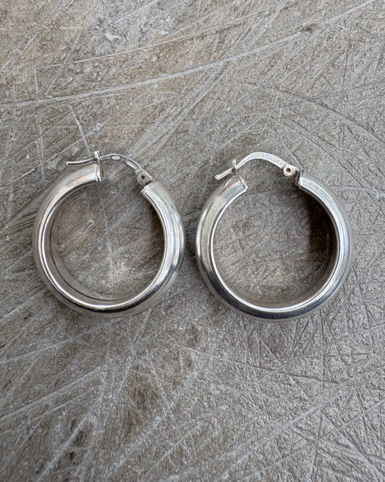 FLAT EDGED HOOPS