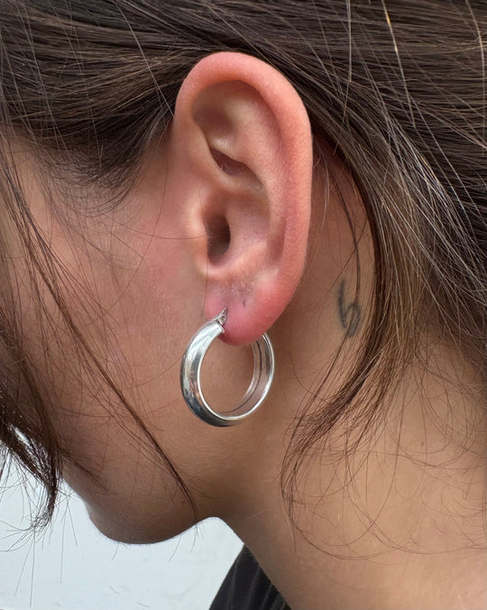 FLAT EDGED HOOPS