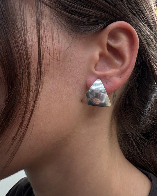 DOMED TRIANGULAR STUDS