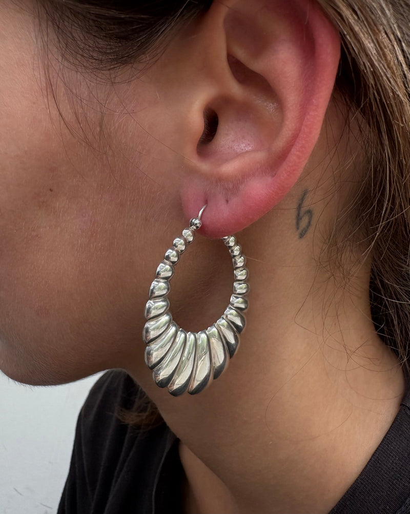 RIBBED FLAT HOOPS