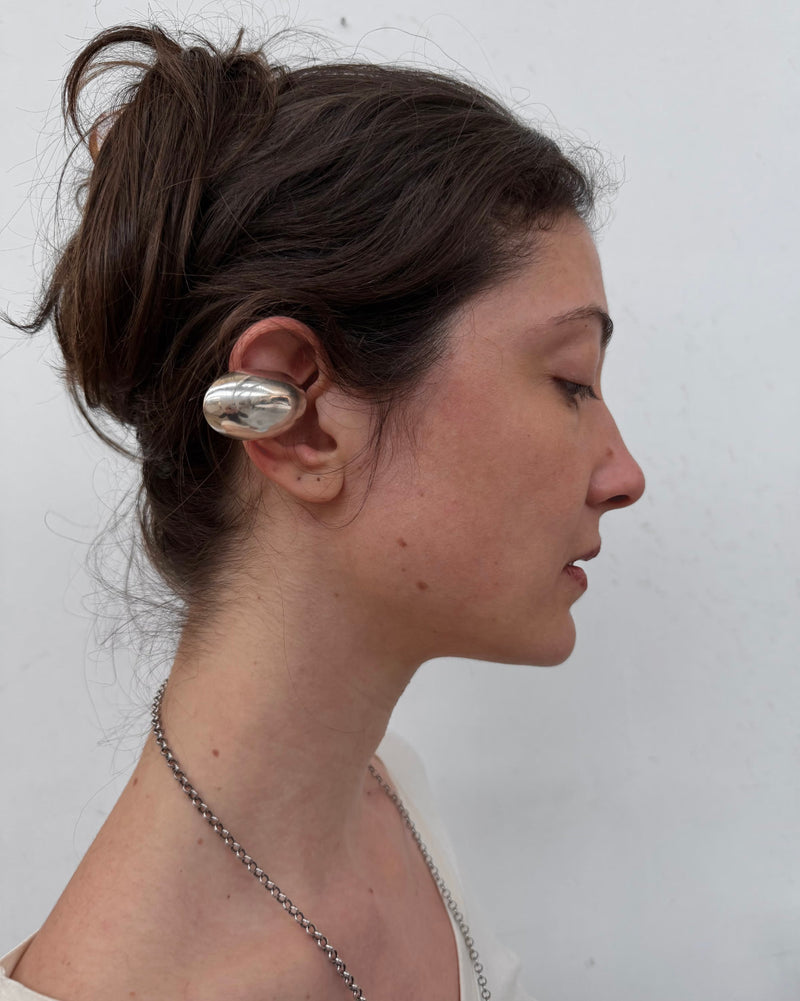 OVAL DOME CLIP EARRINGS