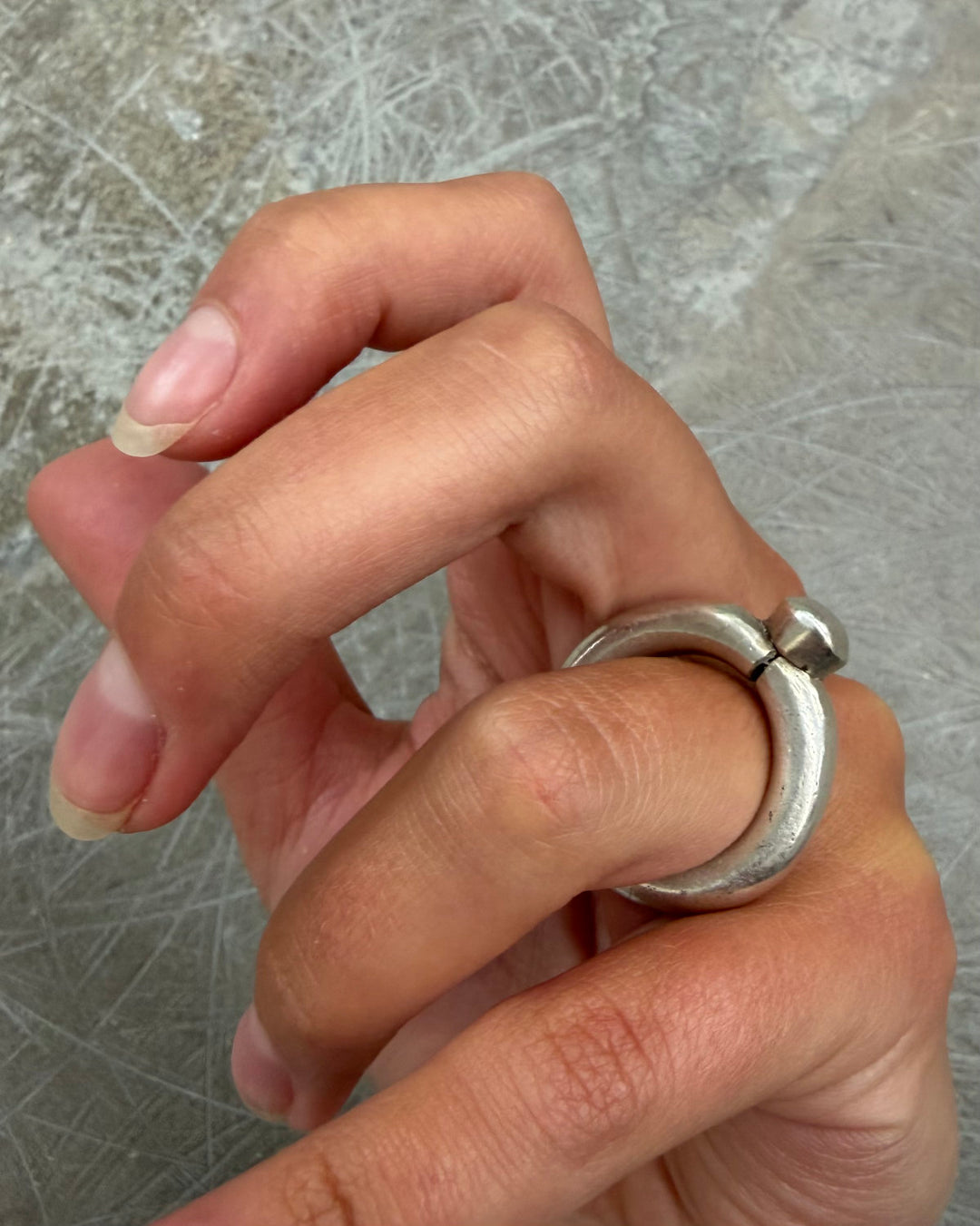 PRIMITIVE SOLITAIRE RING