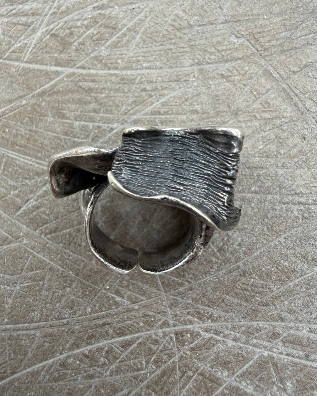 ARCHITECTURAL WRAP RING