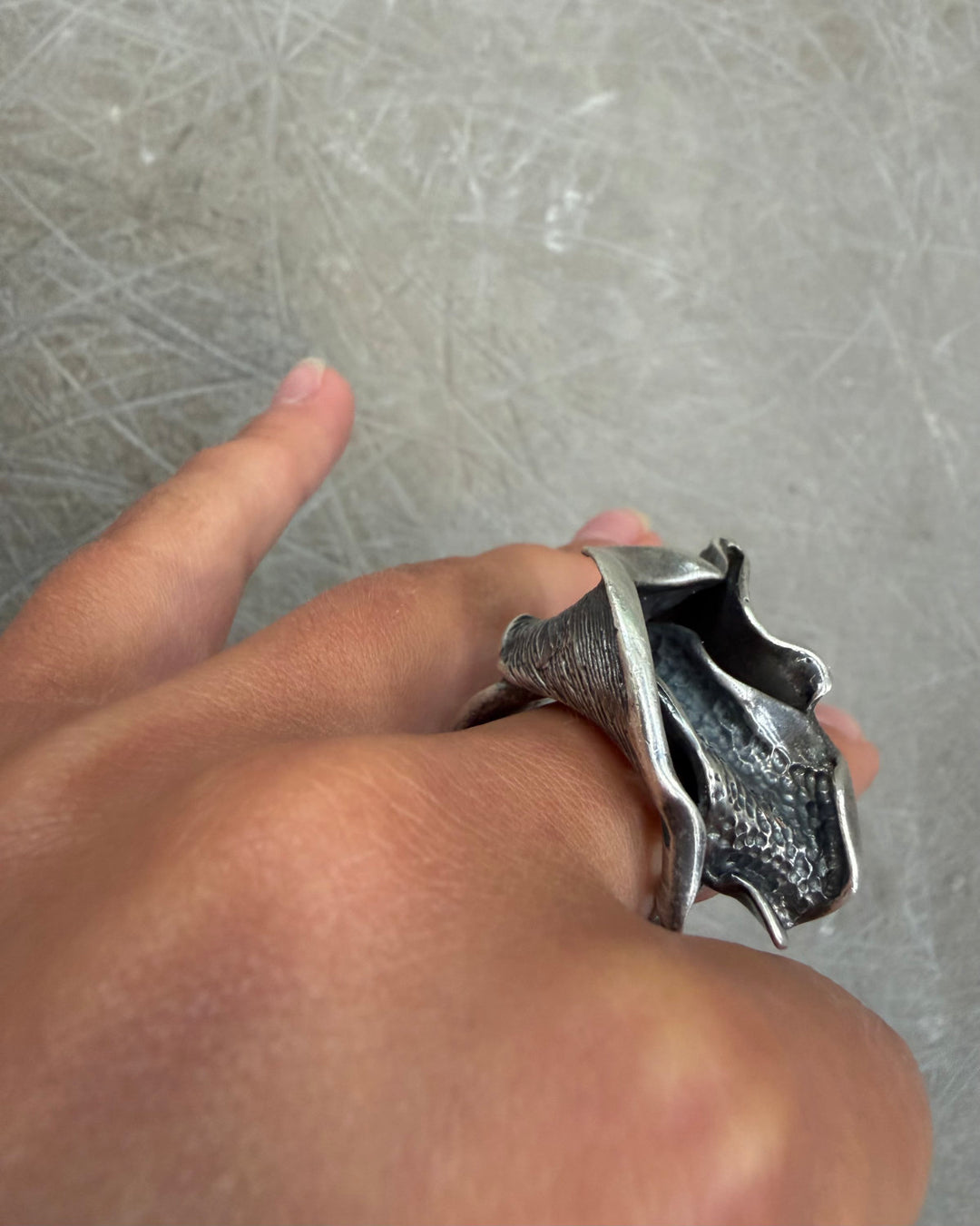ARCHITECTURAL WRAP RING