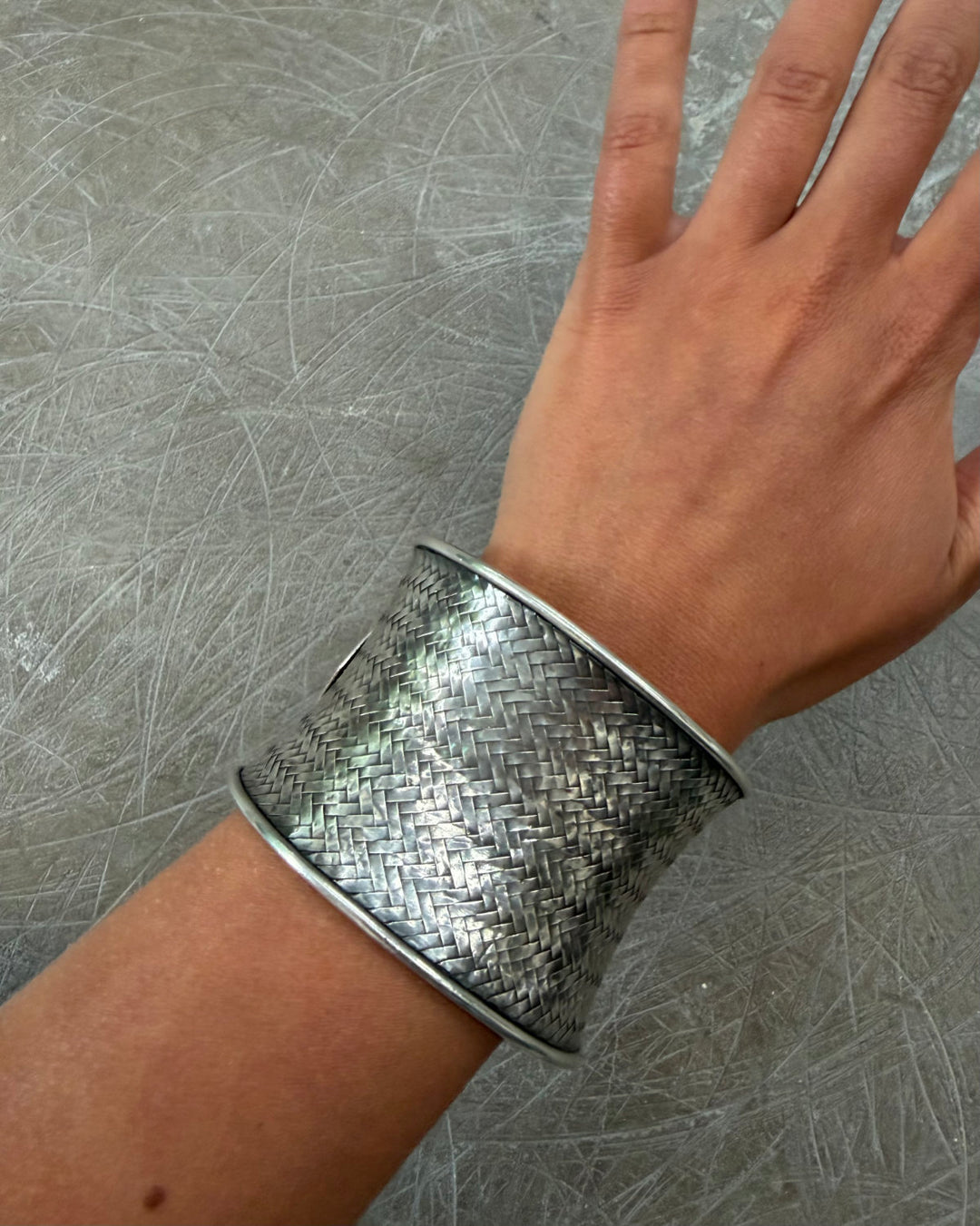 WOVEN BASKET CUFF