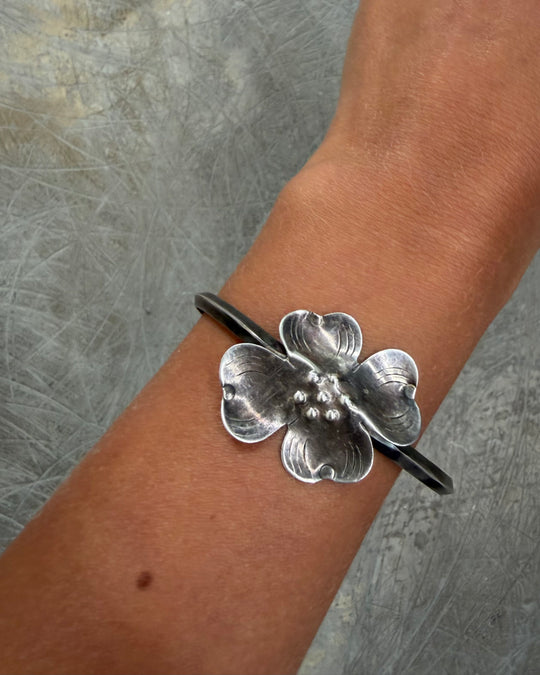 SCULPTURAL PETAL CUFF
