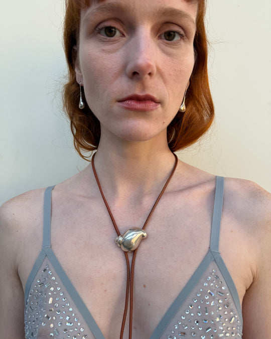 SHELL BOLO TIE