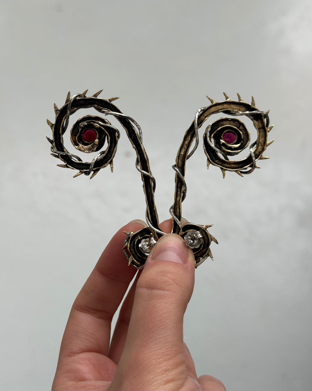 ÉPINE IN GARNET