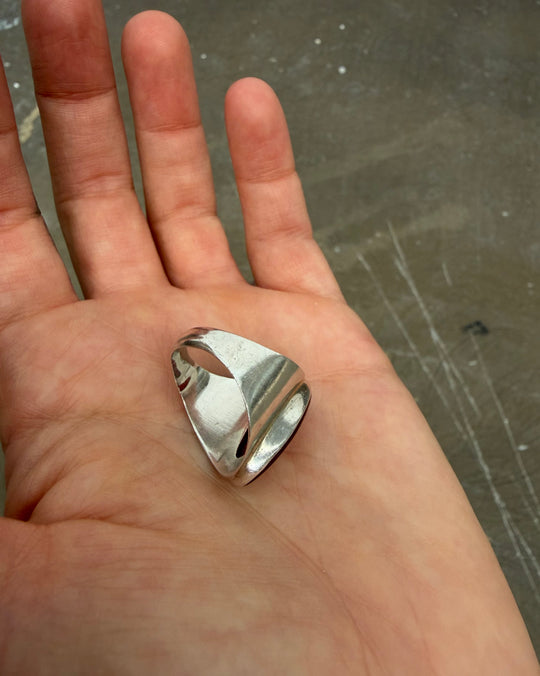 BLOODY CARNELIAN RING