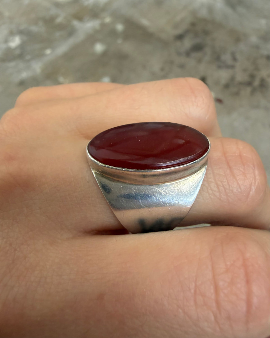 BLOODY CARNELIAN RING