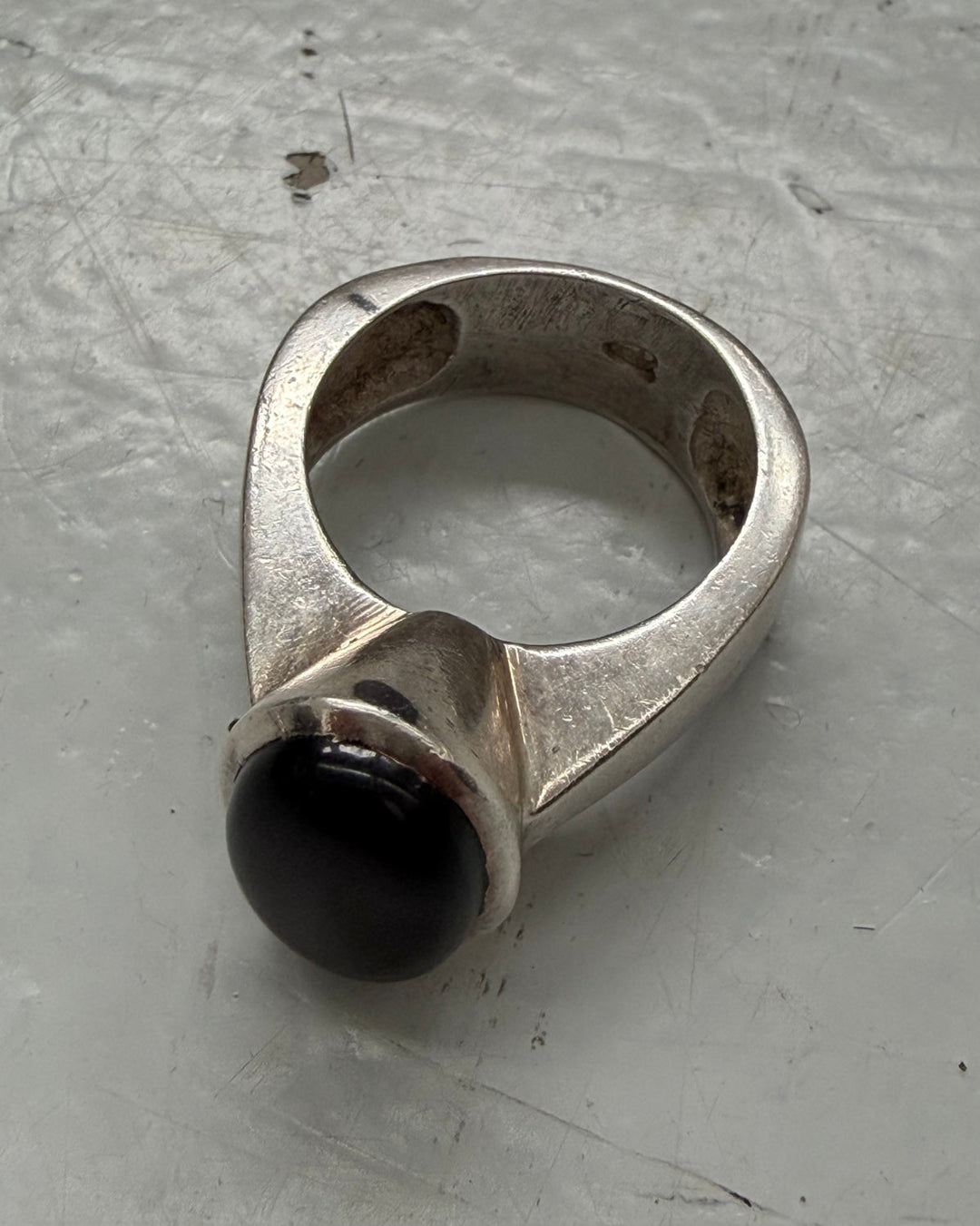 ONYX RING