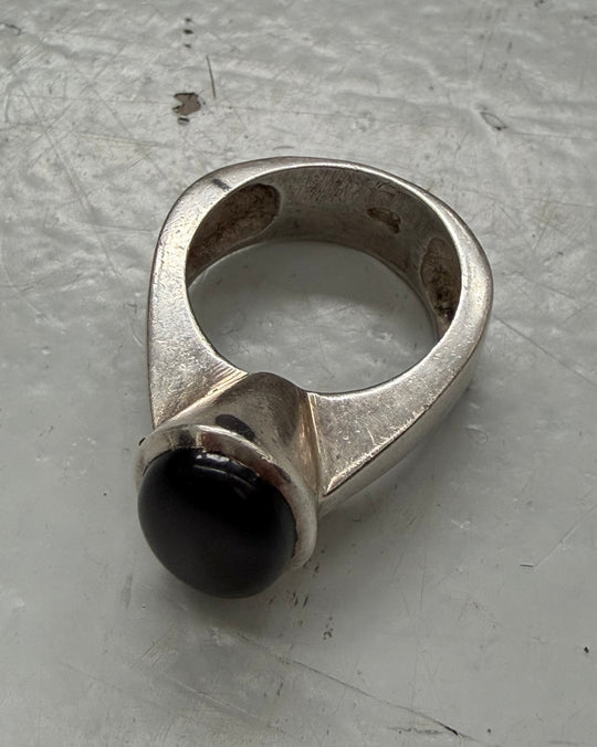 ONYX RING