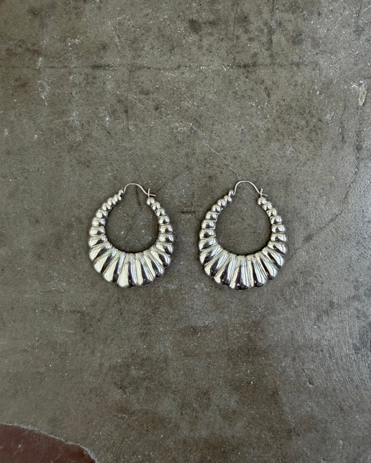 RIBBED FLAT HOOPS