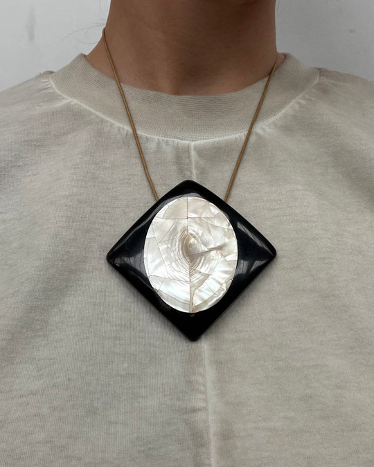 ECLIPSE NECKLACE