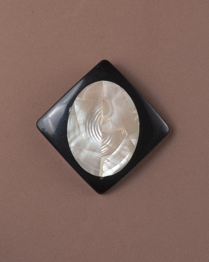 ECLIPSE NECKLACE