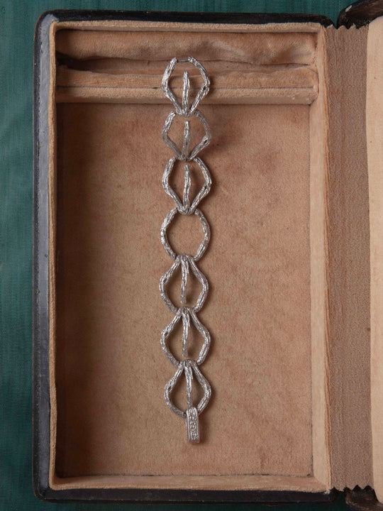 KNOT LINK BRACELET