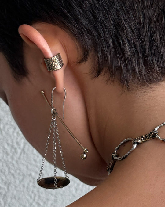 ENOKI SINGLE EAR CUFF BRONZE