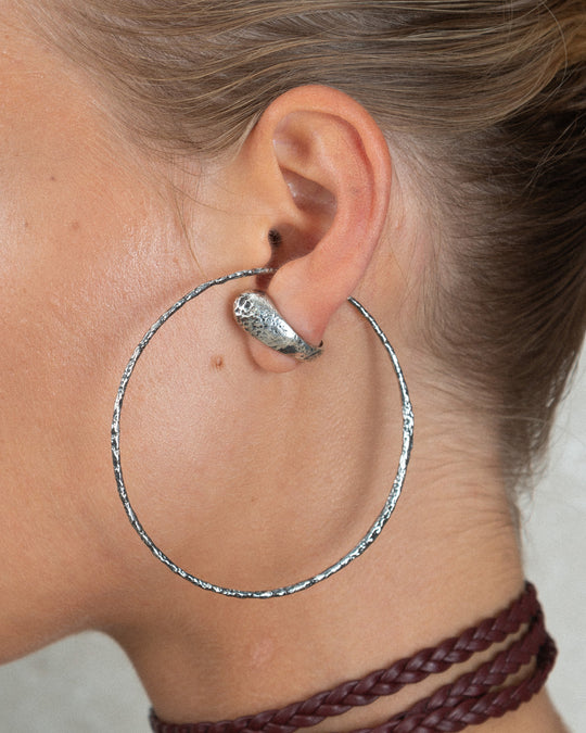 ORB SINGLE STUD SILVER